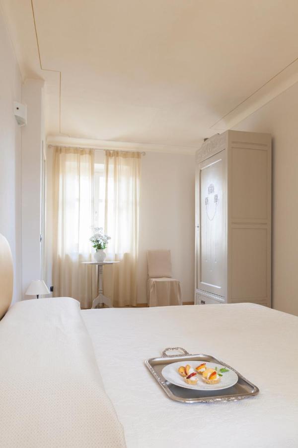 B&B Fior Di Farine La Morra Exterior photo
