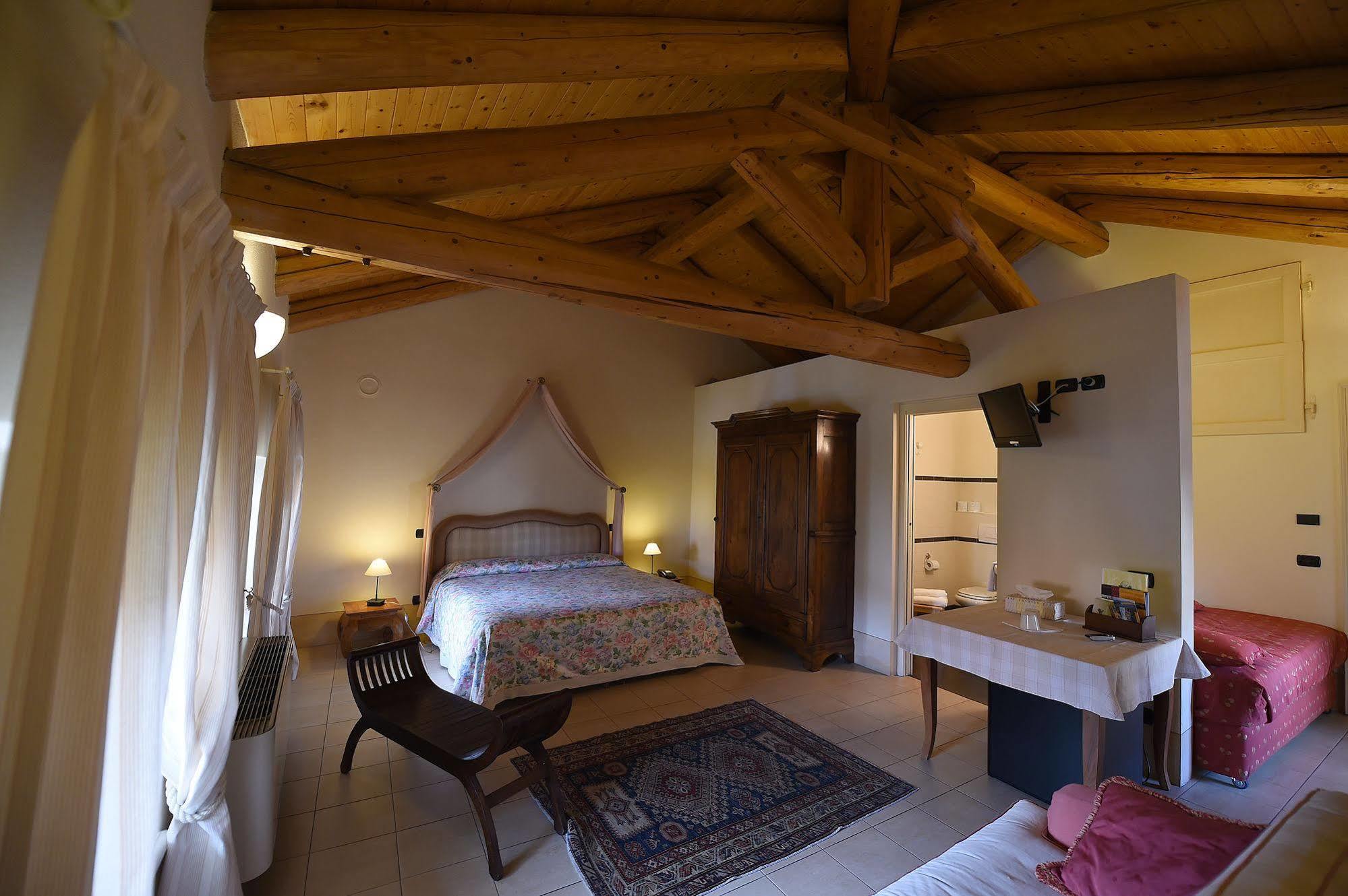 B&B Fior Di Farine La Morra Exterior photo